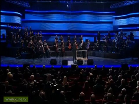 13 Burak Kut Her şey senden SAMANYOLU 20.yıl Kırık Mızrap konseri