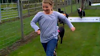 jess writhg pig racing