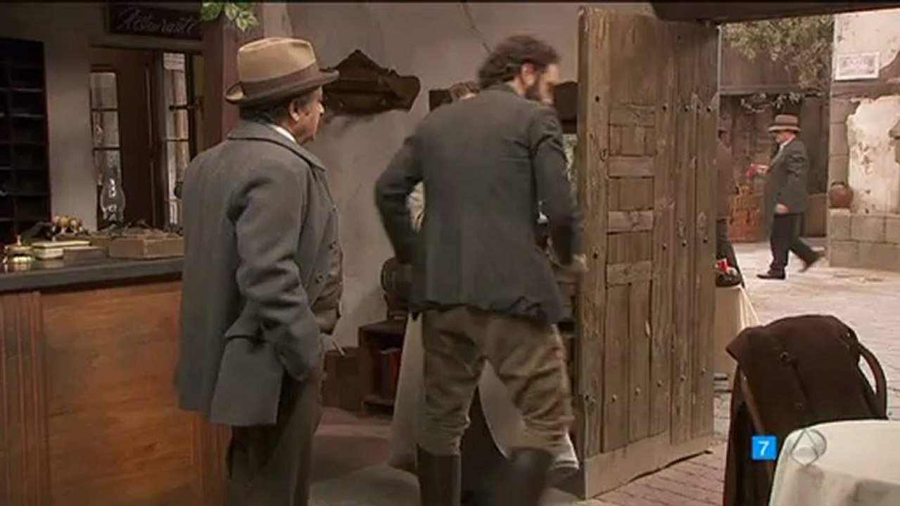 TRISTAN EMILIA ALFONSO ESTA CON PADRE ESDPV 26-12-2012