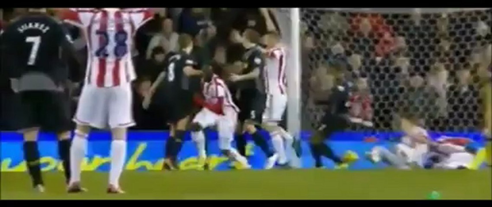 Bursa Bola-Cuplikan Gol Stoke City vs Liverpool 3-1