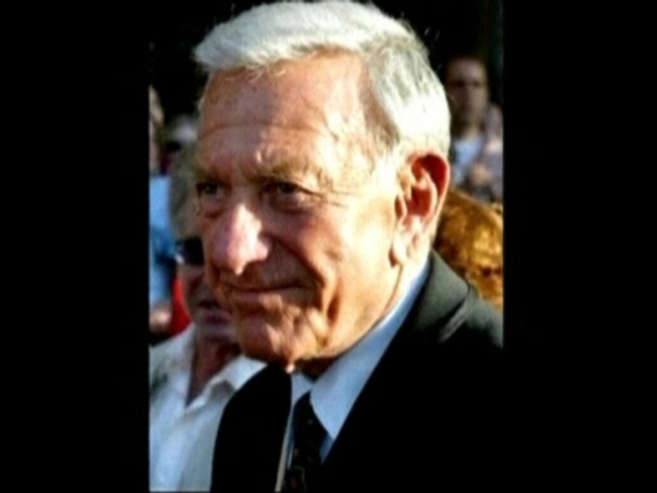 Hollywood loses actors Jack Klugman and Charles Durning