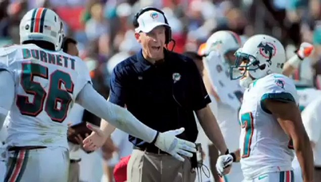 Reggie Bush Carries Dolphins Past Bills