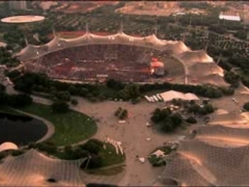 Acdc - you shook me all night long