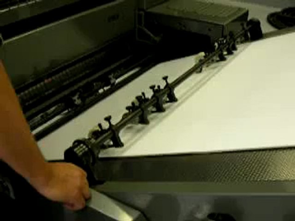 LS540 Komori Offset Printing Press Feeder with 40pt. Thick Boards at ColorFX PrintingServices