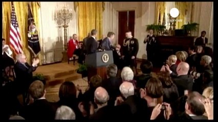 Bush père placé en soins intensifs