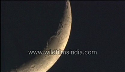 Moon up-close-MPEG-4 800Kbps.mp4