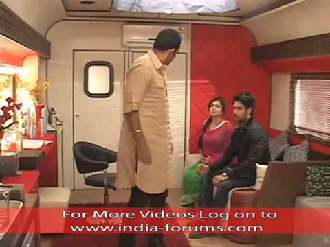 *Drashti Dhami* Madhubala EIEJ On Location India Forums Segment 29/12/2012