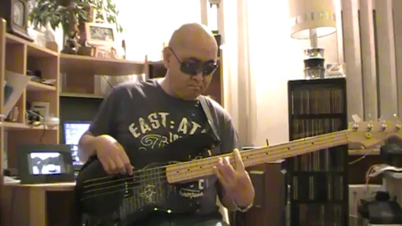 Dame tu amore guantanamera Havana Salsa cafe basscover Bob Roha