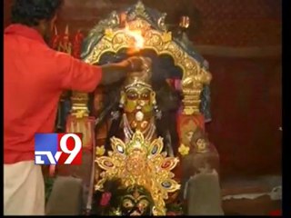 Pregnant Baba murdered by devotees