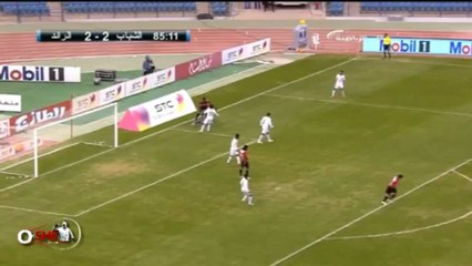 Yedek kulübesinde tütün çiğniyor