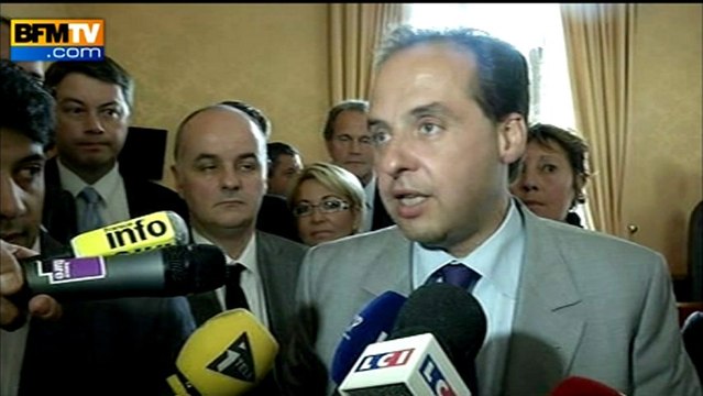 Voitures brûlées : Lagarde fustige les propos de Valls