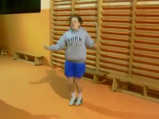 comba abrir cerrar piernas