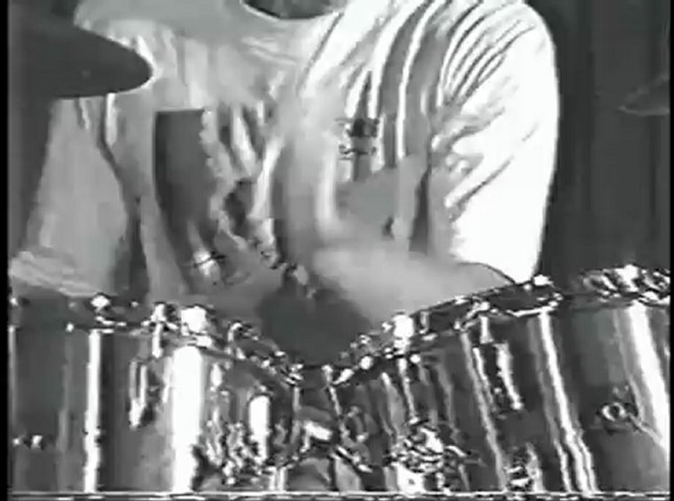 LEGIÃO URBANA SOLDADOS VIDEO CLIP DO FANTASTICO 1985