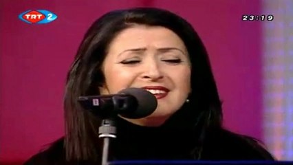Melihat gülses ♫ Hâb-gâh-ı yâre girdim ârz için ahvâlimi.HD