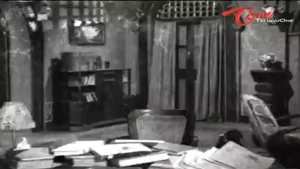 House Servant Hilarious Dialogues While Cleaning Bike