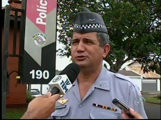 Evangélico morto por policial ao confundir a Bíblia com uma arma de fogo