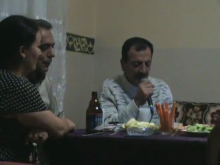 ufuk güneş &mehmet zafer düeti  (uzaktan mendil sallama el et )