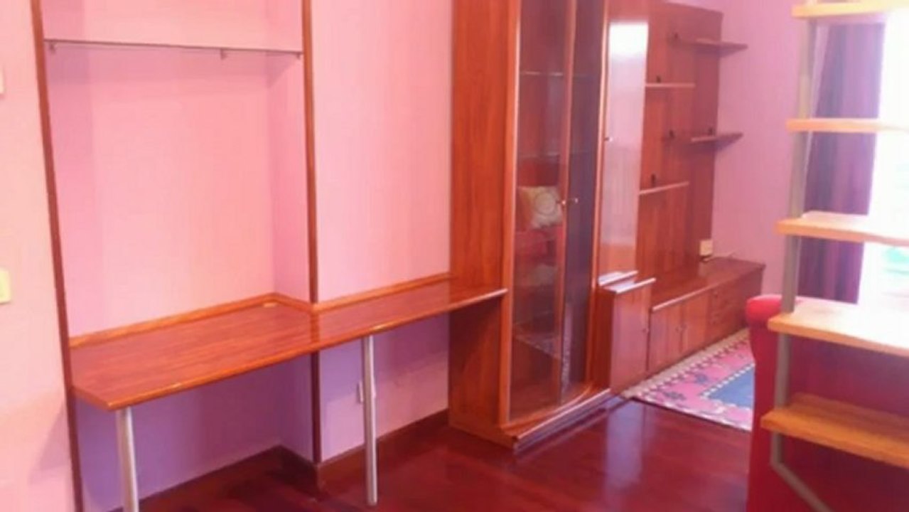 Colindres : Piso