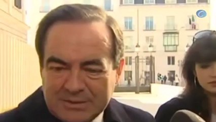 Bono: "La siglas 'pe, ese, o, e' solo se pronuncian en Ferraz"