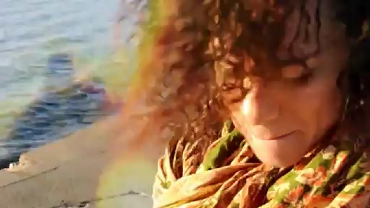 Alt-J  - Dissolve me