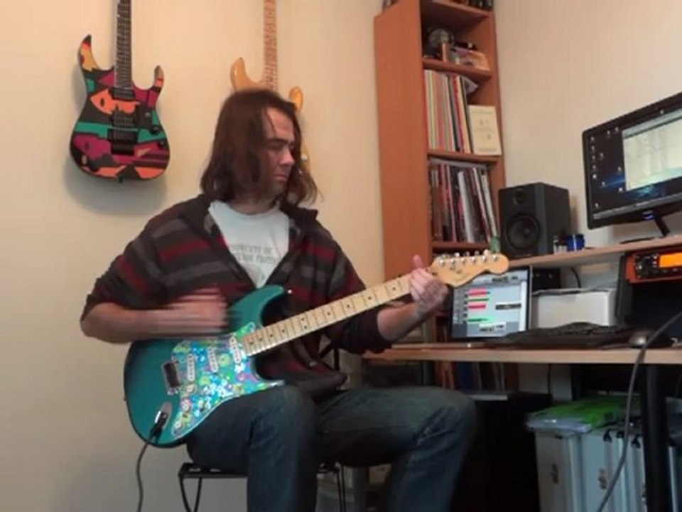 Adele, "Skyfall" - Guitar Cover - 007 James Bond Theme 2012