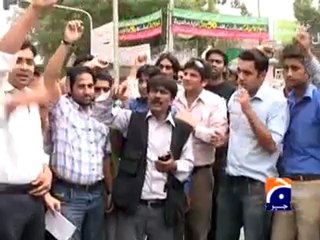 Report- Protest against lawyers beating a journalist.mp4