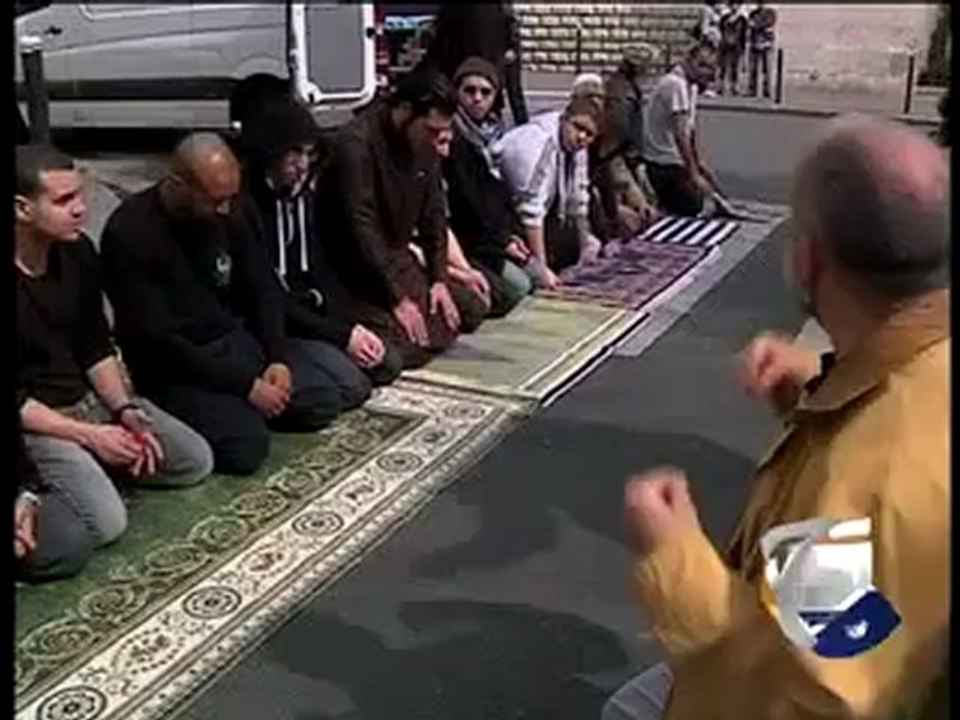 France Protest PKG.mp4