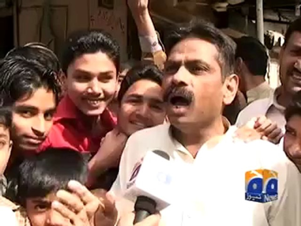 People React Roti Voxpops.mp4