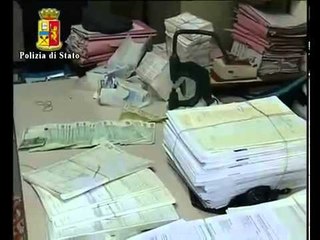 Afragola (NA) - Chiusa la fabbrica dei falsari (28.12.12)