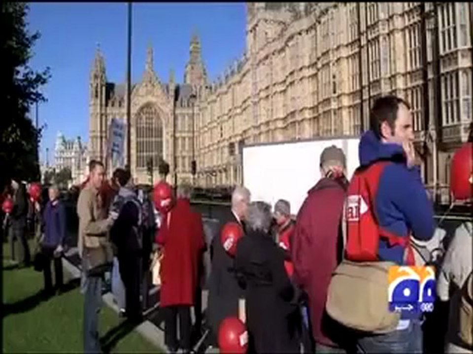 Public Cuts UK PKG.mp4