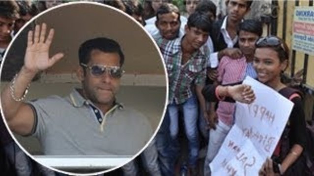 Salman Khan celebrates 47th BIRTHDAY with fans