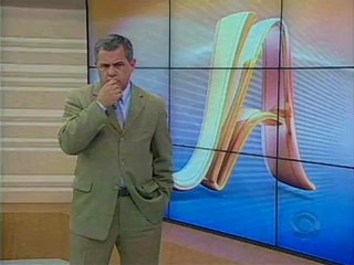 Igreja nega espaço para velar jovem morto e o velório foi feito num bar no bairro