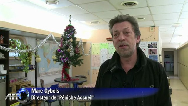 A Lyon, Péniche Accueil réchauffe et relie les plus démunis