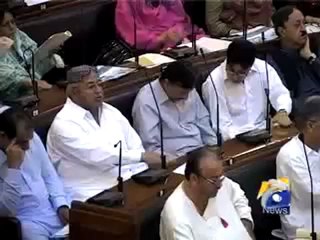 Sindh Assembly Member Sleeping During CM Speech.mp4