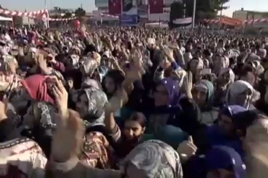 ''Ana muhalefet aynaya baksın''