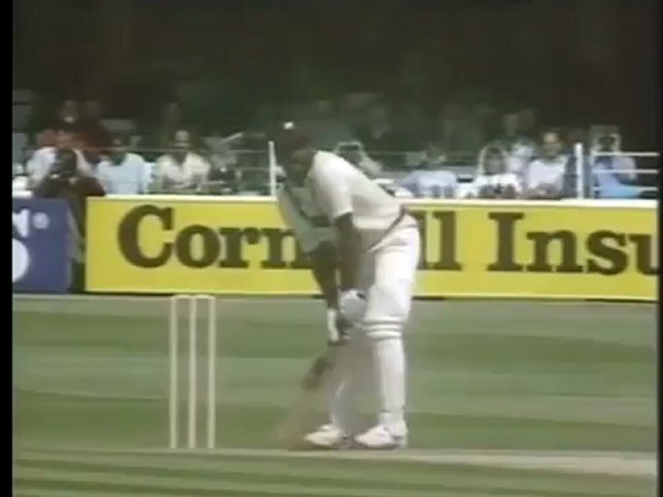 1988 VIV RICHARDS, 4,4,4,4 vs GLADSTON SMALL