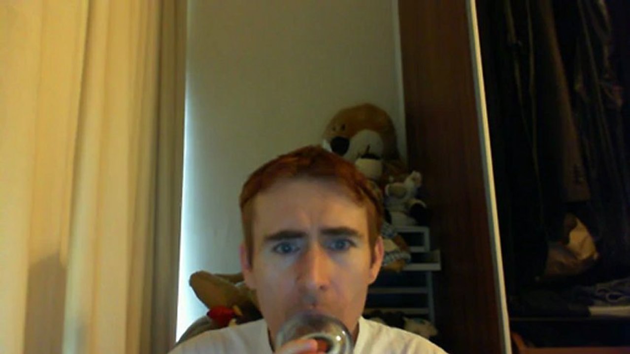 Wiwi égratigne "closer" de Natalie May