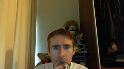 Wiwi égratigne "closer" de Natalie May