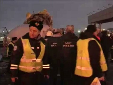 Avião comercial russo sai da pista e deixa quatro mortos