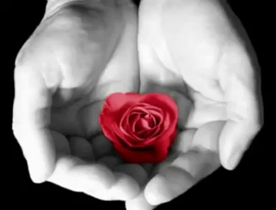 Kirac -     " Sen benimsin bahar gözlüm "