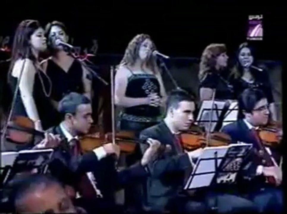 Yosra Mahnouch_Khabtet Adamkom | يسرا محنوش_خبطة قدمكم