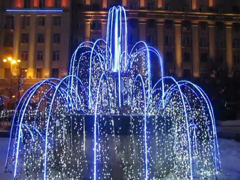 Подготовка к Новому году в Москве