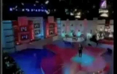 Yosra Mahnouch_Cocktail Warda | يسرا محنوش_كوكتيل وردة