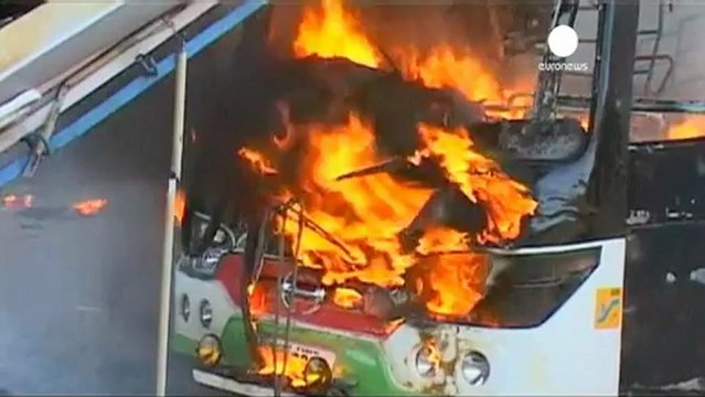 Pakistan soldiers 'executed' by Taliban militants