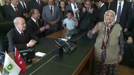 Yaşlı Teyzenin Mustafa Kemal ve Vatan Sevgisi