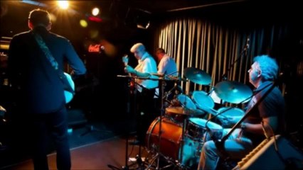 Blue Shadows R&B Live    -Sweet Home Chicago