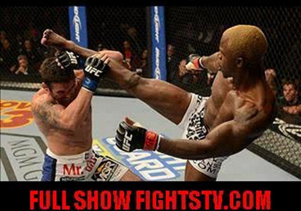 #LAS VEGAS, NV - DECEMBER 29: Junior dos Santos and Cain Velasquez touch gloves