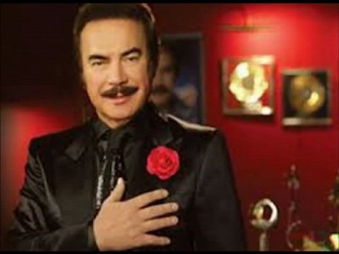 Mustafa Sandal - Kır gönlümün zincirini Orhan Gencebayla bir ömür