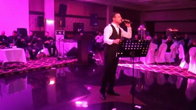 SENİ BEN ELLERİN OLSUN DİYEMİ SEVDİM ERTUGRUL ERKİŞİ GRUP ŞAHANE