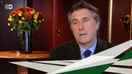 Entrevista al músico Bryan Ferry | Euromaxx